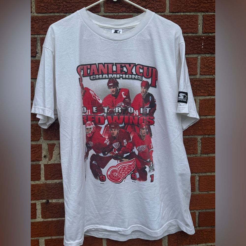 Vintage Red Wings Stanley Cup Shirt